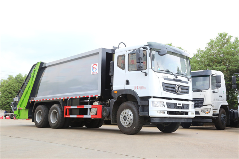 旺龍T5后八輪壓縮式垃圾車，?端高?大?上氣?檔次